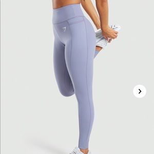 Dreamy gym shark leggings